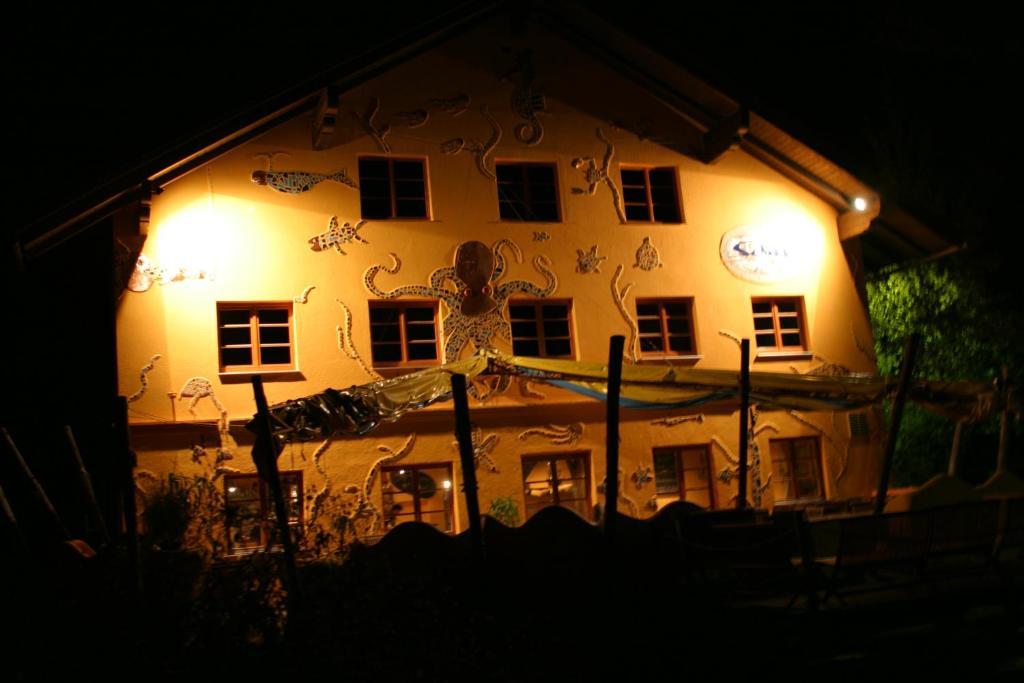 Schiff Bihlerdorf - Hostel Экстерьер фото