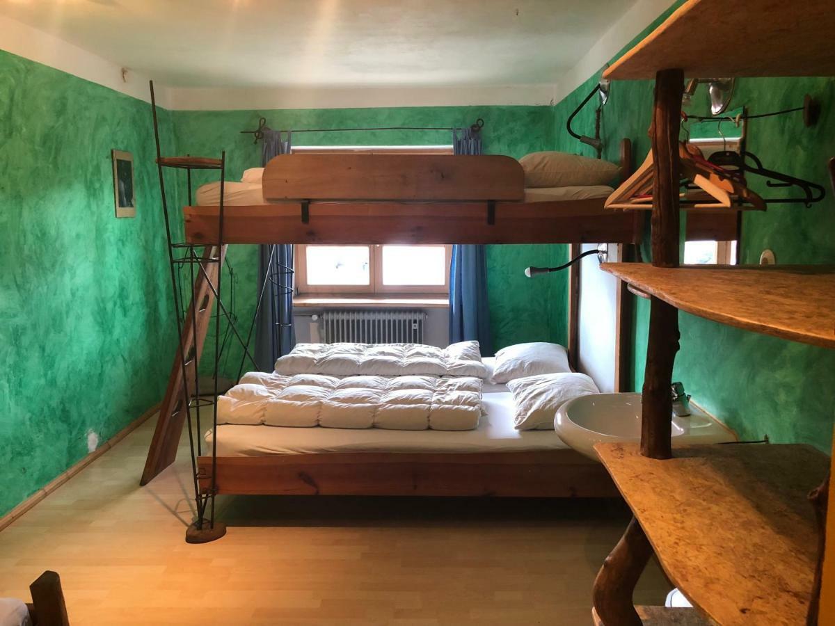 Schiff Bihlerdorf - Hostel Экстерьер фото