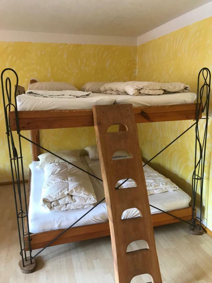 Schiff Bihlerdorf - Hostel Экстерьер фото